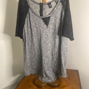 Torrid women’s plus size shirt